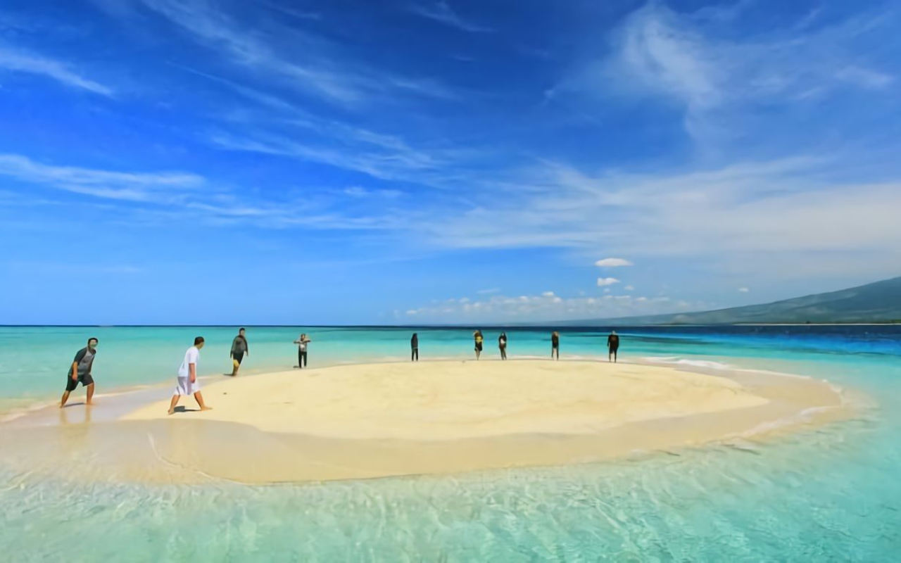 Pink Beach Snorkeling Tour photo 2