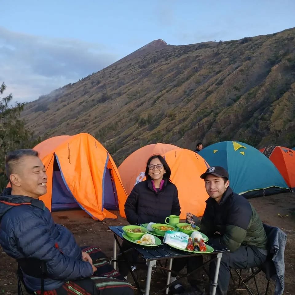 Mount Rinjani Summit 2 Days Trek – Start from Sembalun photo 3