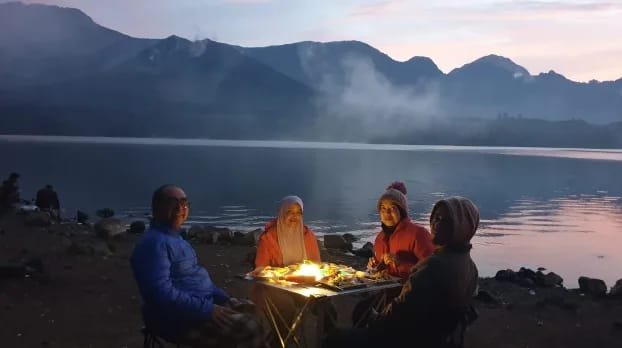 Mount Rinjani Summit 2 Days Trek – Start from Sembalun photo 4
