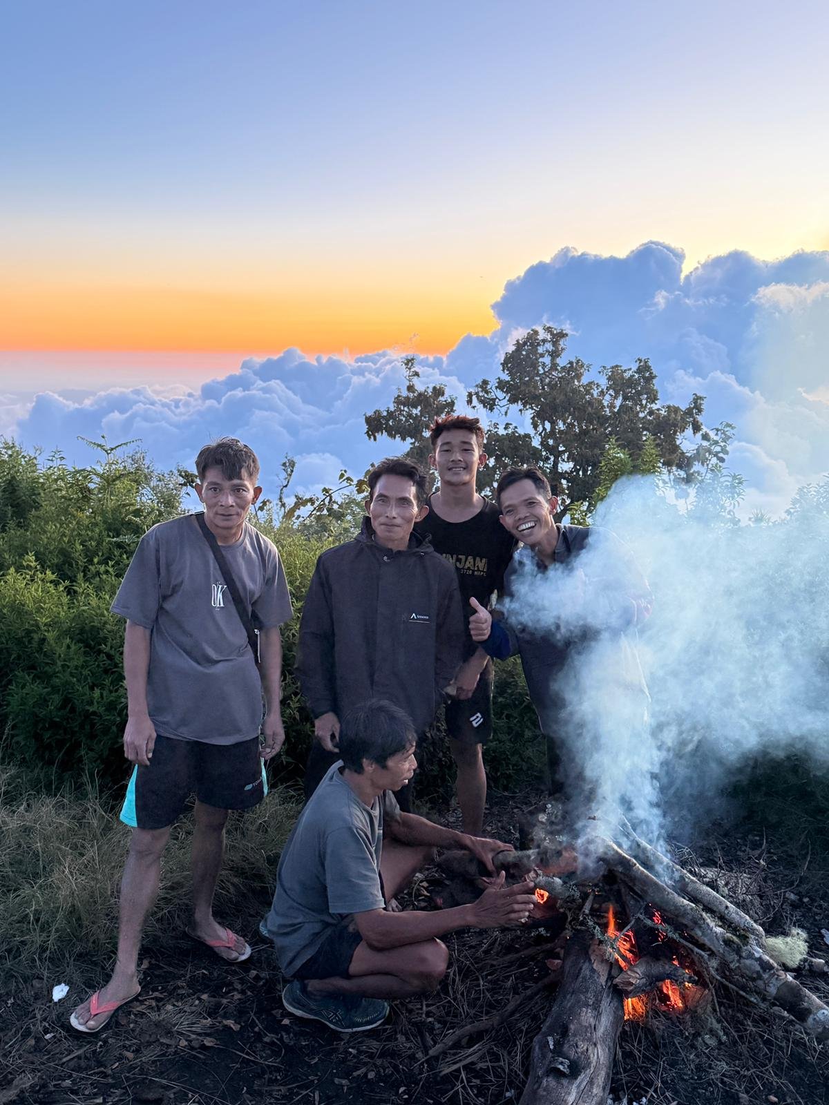 3D2N Mount Rinjani Trekking Adventure photo 2