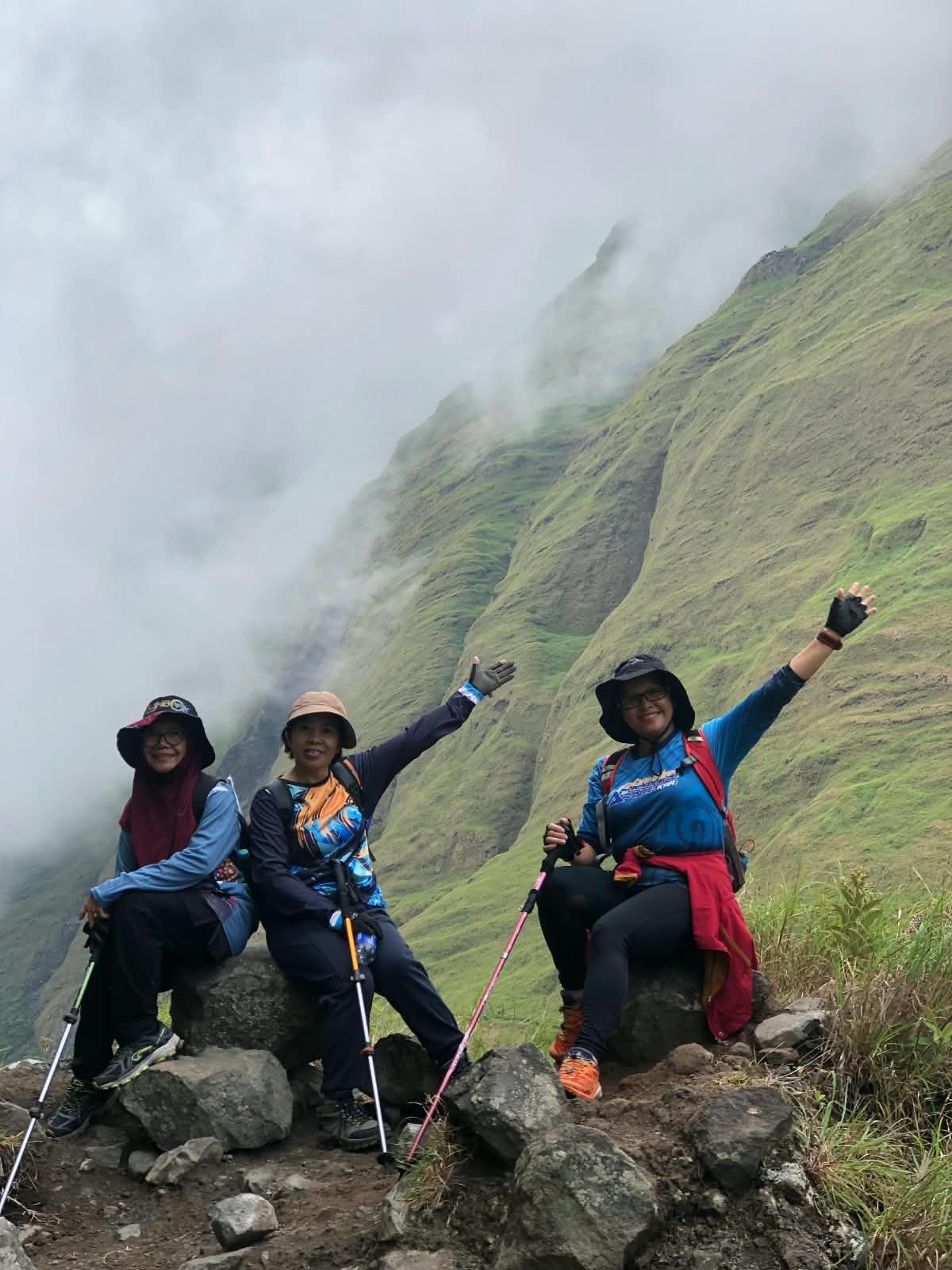 3D2N Mount Rinjani Trekking Adventure photo 7