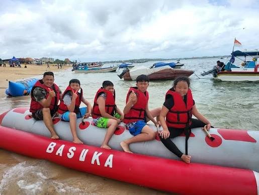 Banana Boat by Basuka Water Sport Benoa photo 3
