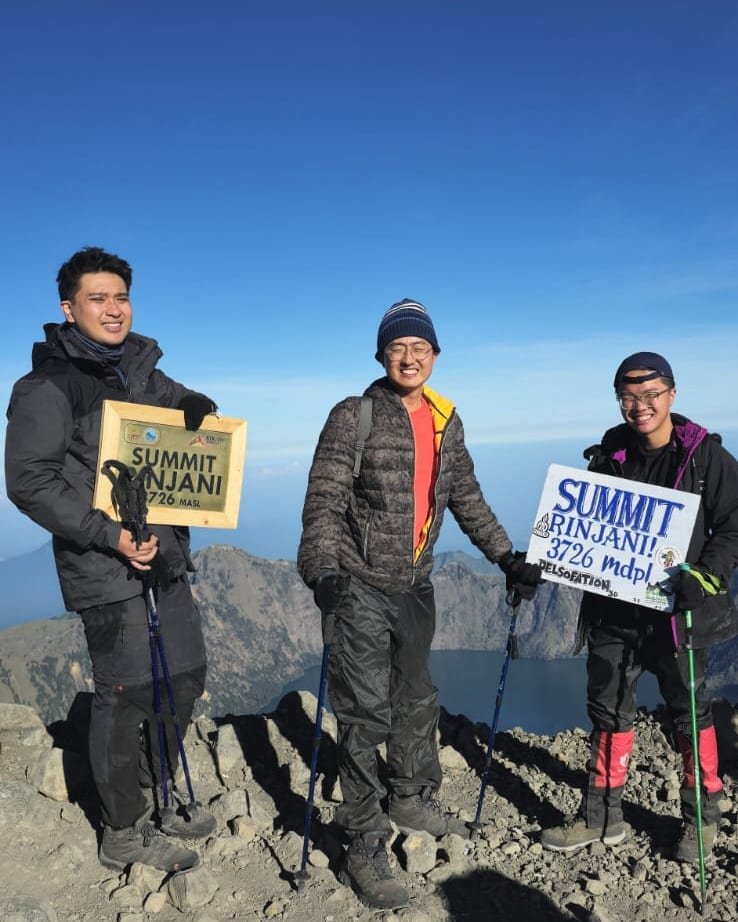 3D2N Mount Rinjani Trekking Adventure